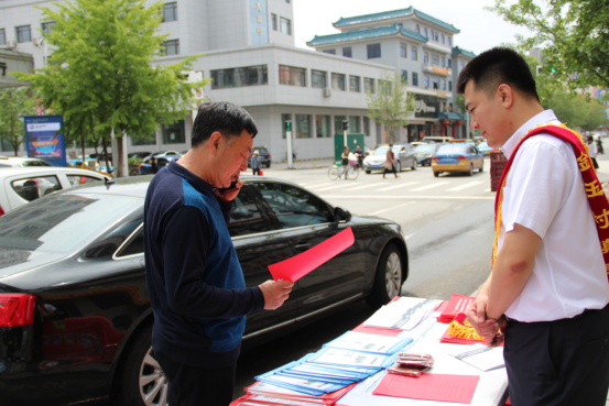 征信服務(wù)小微企與民營企業(yè)融資發(fā)展